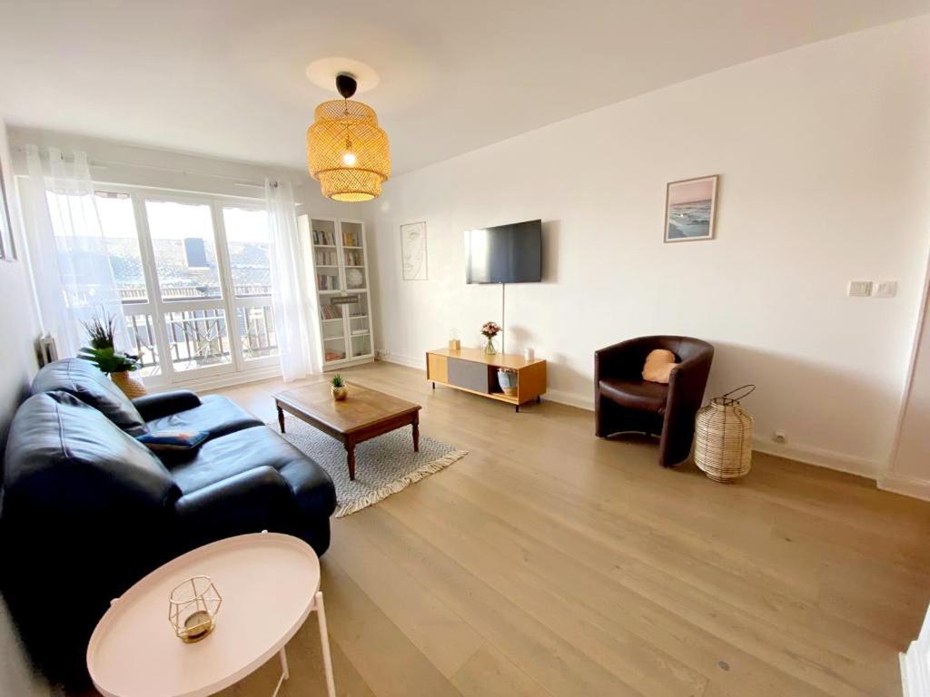 Апартаменты Le Cosy Avec Piscine, Balcon Et Parking Трувиль-сюр-Мер Экстерьер фото