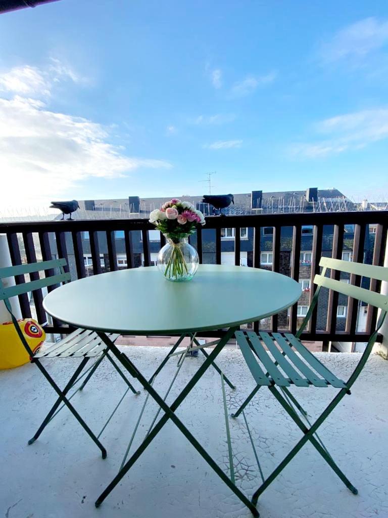 Апартаменты Le Cosy Avec Piscine, Balcon Et Parking Трувиль-сюр-Мер Экстерьер фото